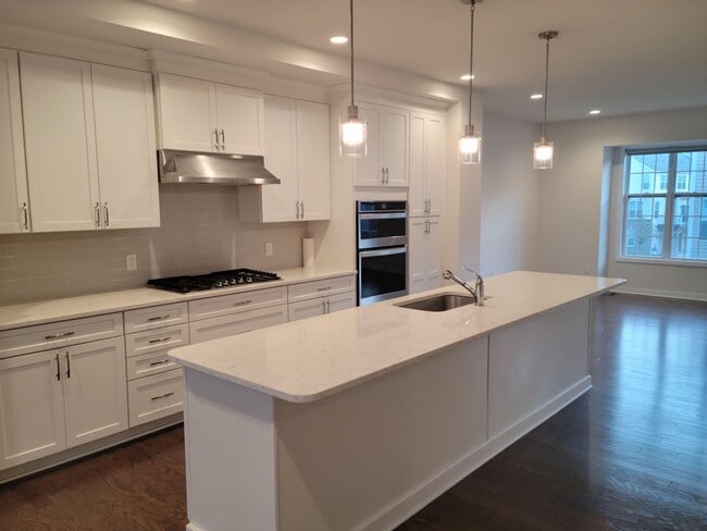 Photo - 2859 Hardwick Rd