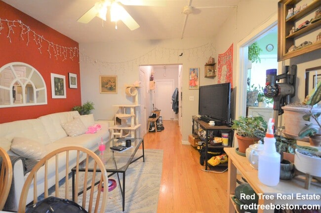 Photo - 43 Park Vale Ave Unit 3