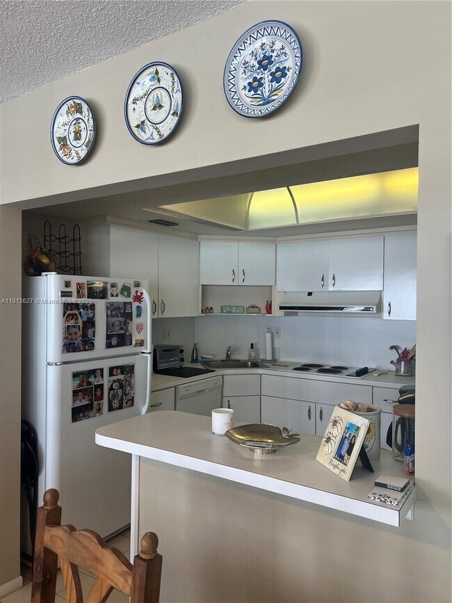 Photo - 3800 Galt Ocean Dr Unit 1403