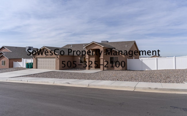 Building Photo - Beautiful 4 Bedroom (Newer) Home in Farmington