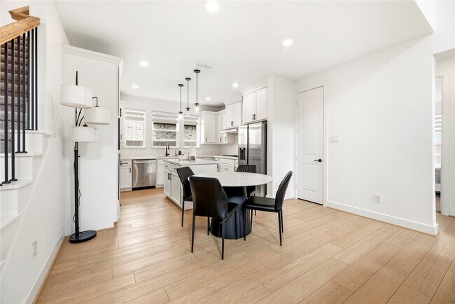 Photo - 21646 Laggan Clf Ln
