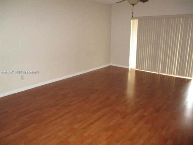 Photo - 13726 SW 90th Ave Unit 26