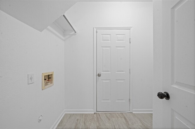 Photo - 13623 Country Green Ct