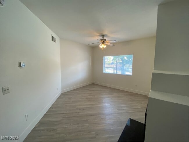 Building Photo - 8400 W Charleston Blvd Unit 137 Rental