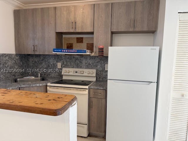 Building Photo - 3696 William 2 Unit 2