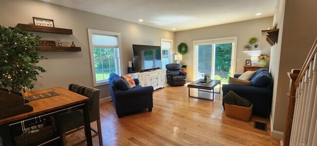 Photo - 25 Angel Pt Cir