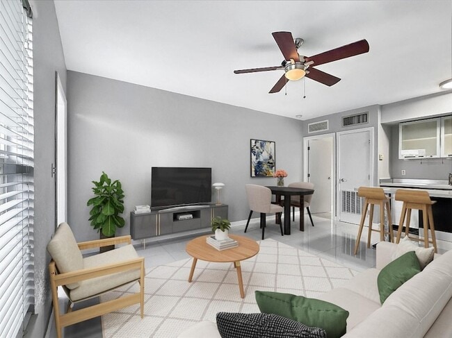 Photo - 1503 NE 4th Ct Unit 4