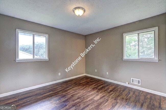 Photo - 10119 Port Royal Ct