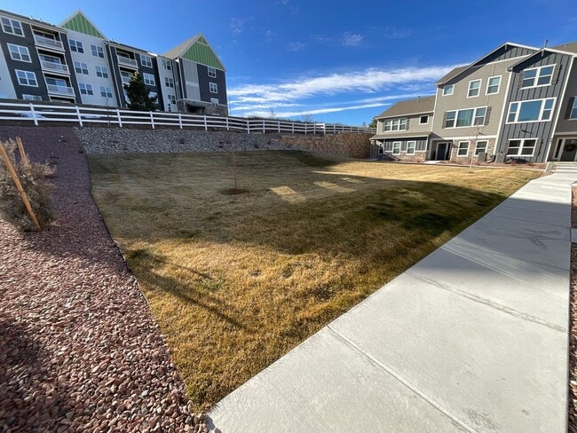 Photo - 3 Bedroom Townhome Available Near Tutt Blvd & E Woodmen Rd