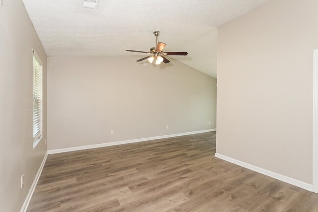 Photo - 6149 Raleigh Oaks Ct