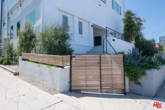 Photo - 3700 W Sunset Blvd