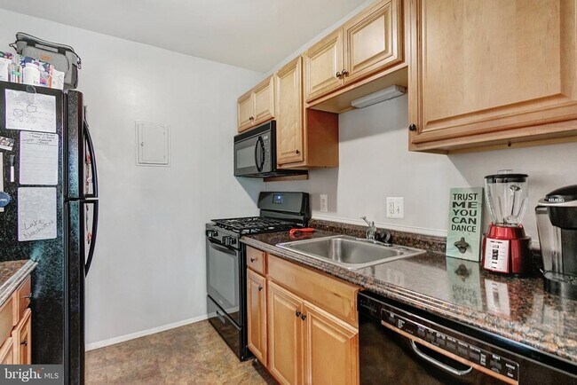 Photo - 3750 Bel Pre Rd Unit 11
