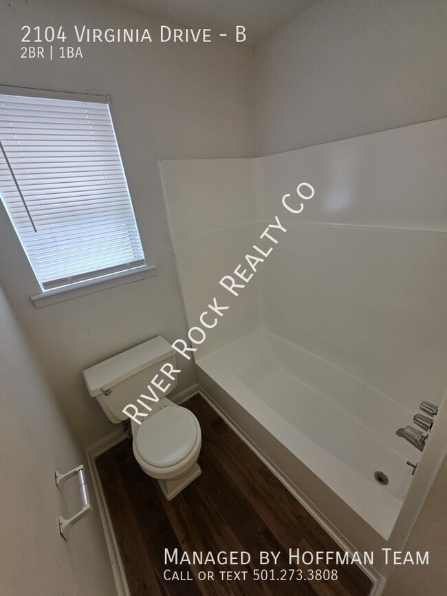 Photo - 2104 Virginia Dr Unit B