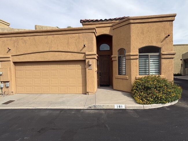 181 E Crown Ct