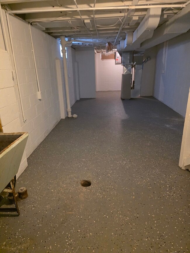 Photo - 4813 Greenlawn Dr