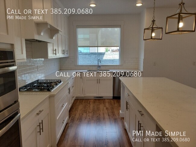 Photo - 10884 N Slate Ln