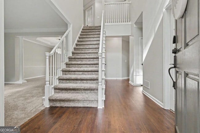 Photo - 205 Woodcreek Ln