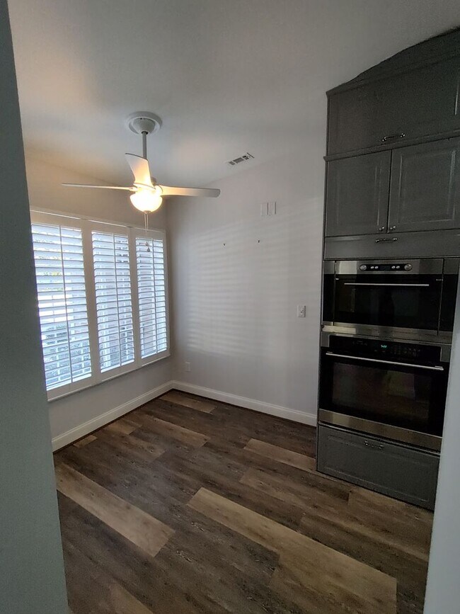 Photo - SUN CITY-53 Zubler St