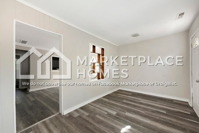 Photo - 7577 Westminster Ave