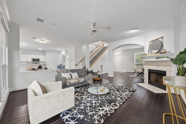 3917 Canyon Glen Cir