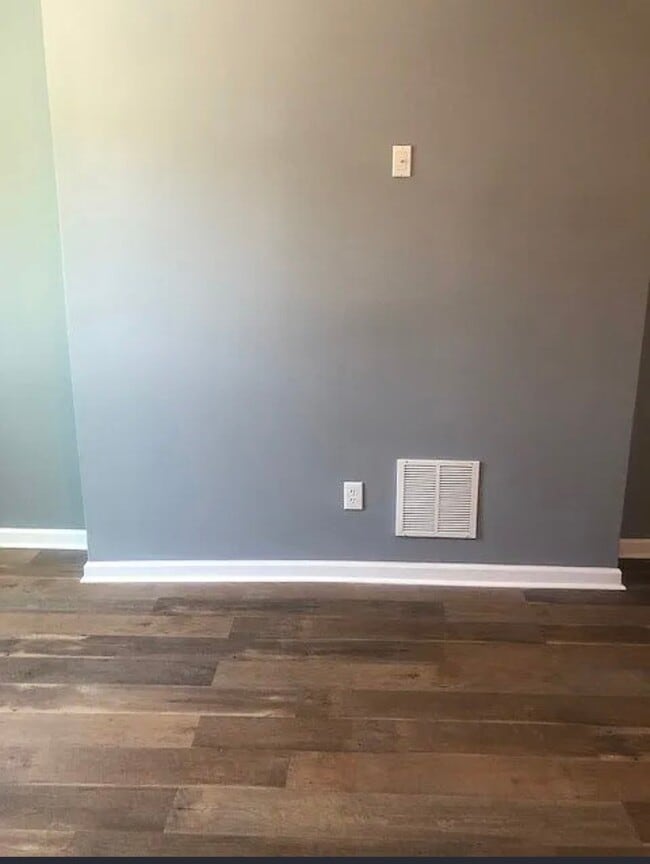 Photo - 1326 James St