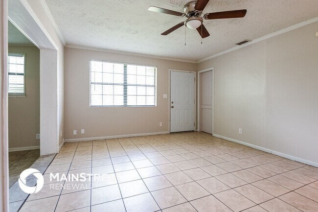 Photo - 3615 Macgregor Dr