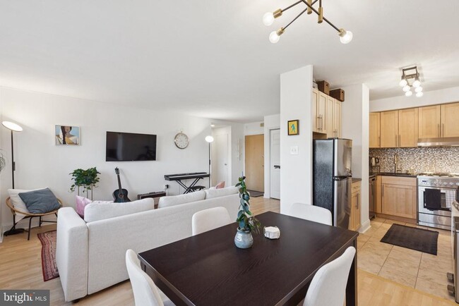 Photo - 2101 Chestnut St Unidad 1216