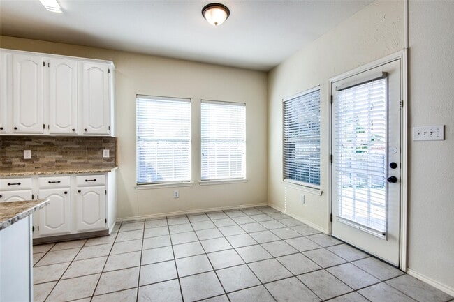 Breakfast Nook - 5121 Timber Park Dr