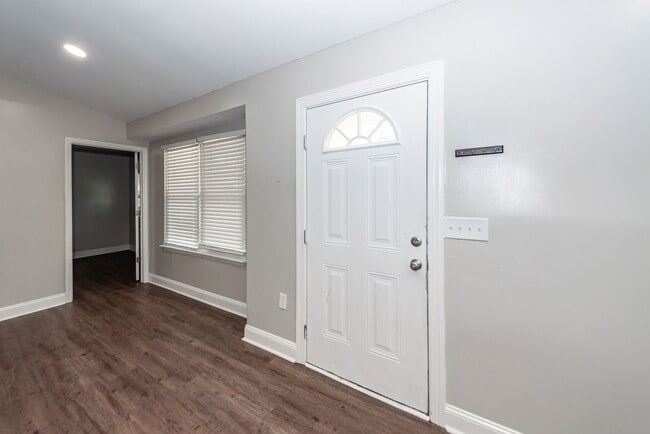 Photo - 3 Bedroom, 2 bathroom home in Moss Point - Ladson