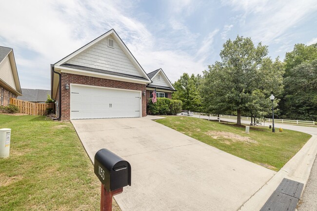 Photo - 1053 Grove Landing Ln