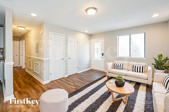 Photo - 1506 Spender Dr