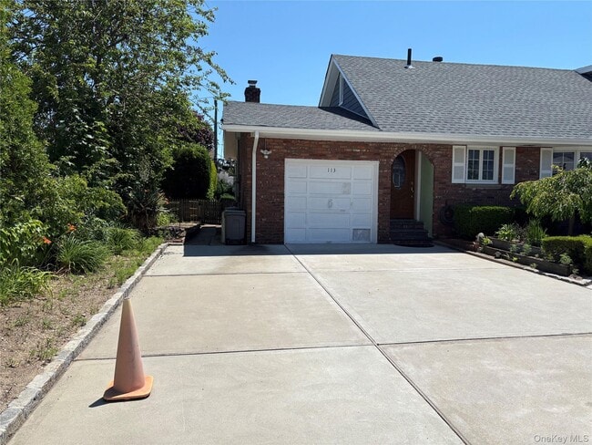 Photo - 113 Parma Rd