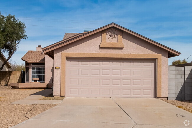 Building Photo - 7620 W Shaw Butte Dr Rental