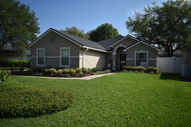 Photo - 1013 Buttercup Dr House