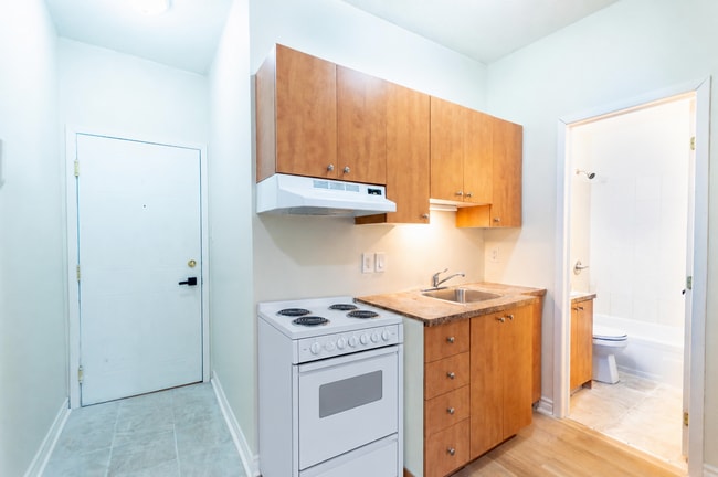 Photo - 477 Cumberland St