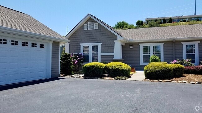 Building Photo - 4404 Wood Duck Way Rental