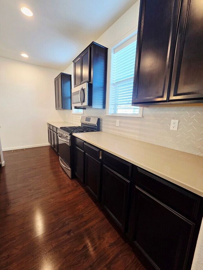 Photo - Cute Spacious Townhome in Prime Location – Available Now!