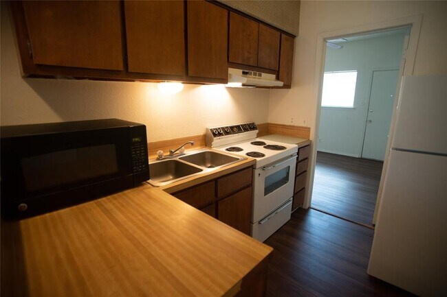 Photo - 3000 Guadalupe St Unit 208