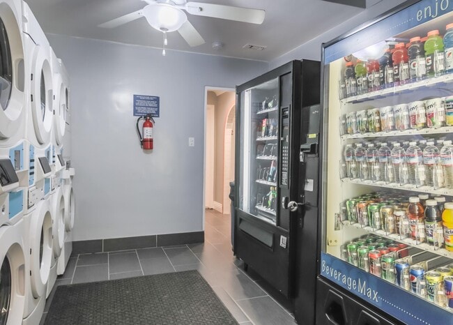 Photo - 7441 Vanalden Ave