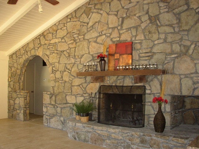 Photo - 203 Coronado Dr N