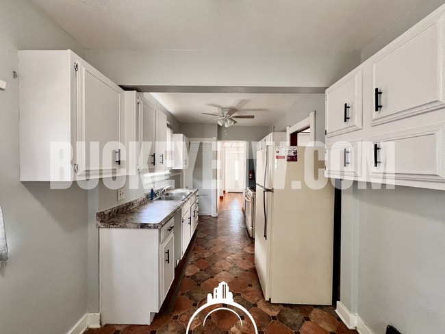Photo - 4875 292nd St Unit #1