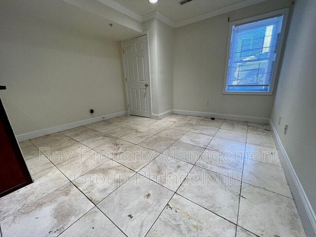 Photo - 1723 Fontain St Unit A