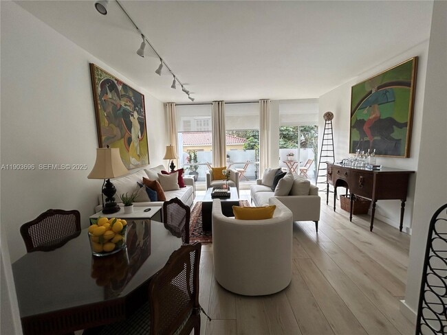 Photo - 700 Biltmore Way Unit 207