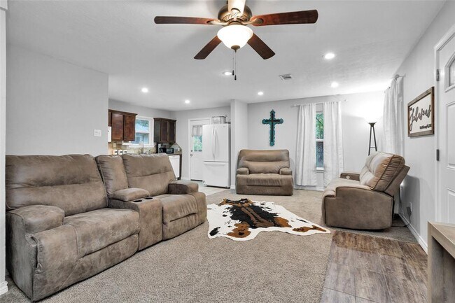 Photo - 12555 Johnson Rd