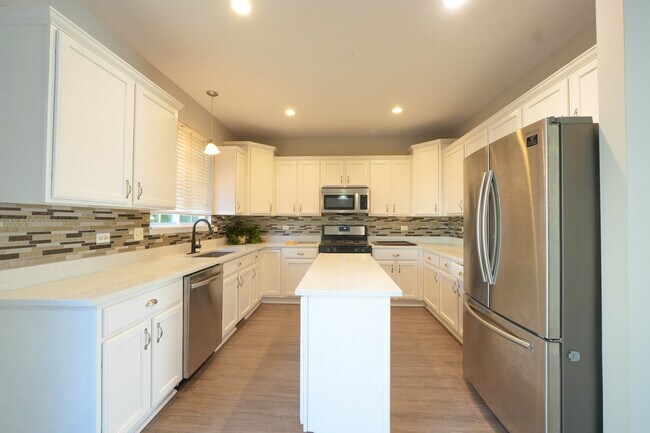 Photo - 2305 Hudson Cir