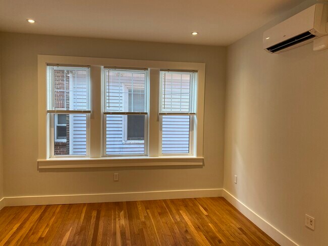 Photo - 18 Forest St Unidad 43