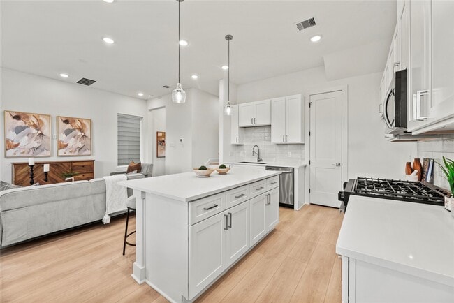 Photo - 1308 Neiman Ln