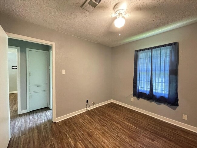 Photo - 5213 Anzio Rd