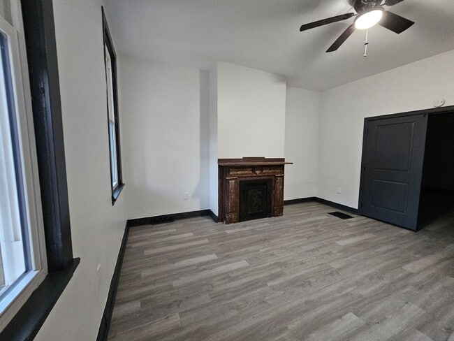 Photo - 1155 Buente St