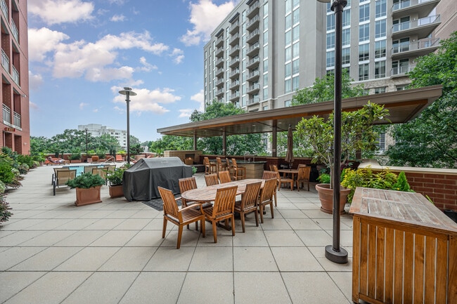 Photo - 701 Royal Ct